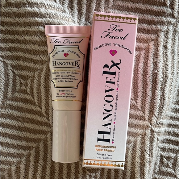 Too Faced  Mini Hangover Replenishing Face Primer 20 ml - Picture 1 of 6